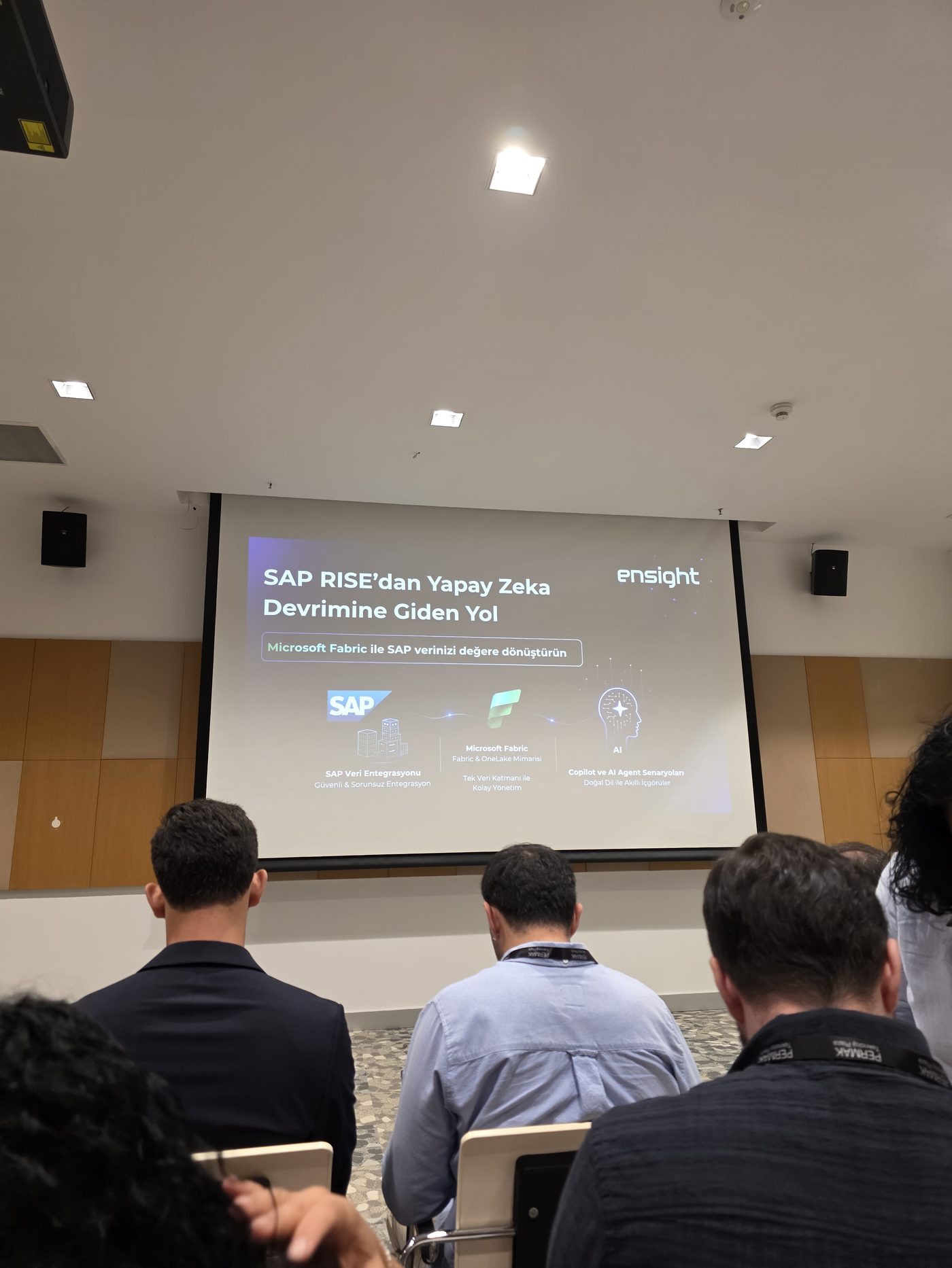 Microsoft Fabric ve Copilot Semineri: İş Birimi Veriyle Doğrudan Konuşunca